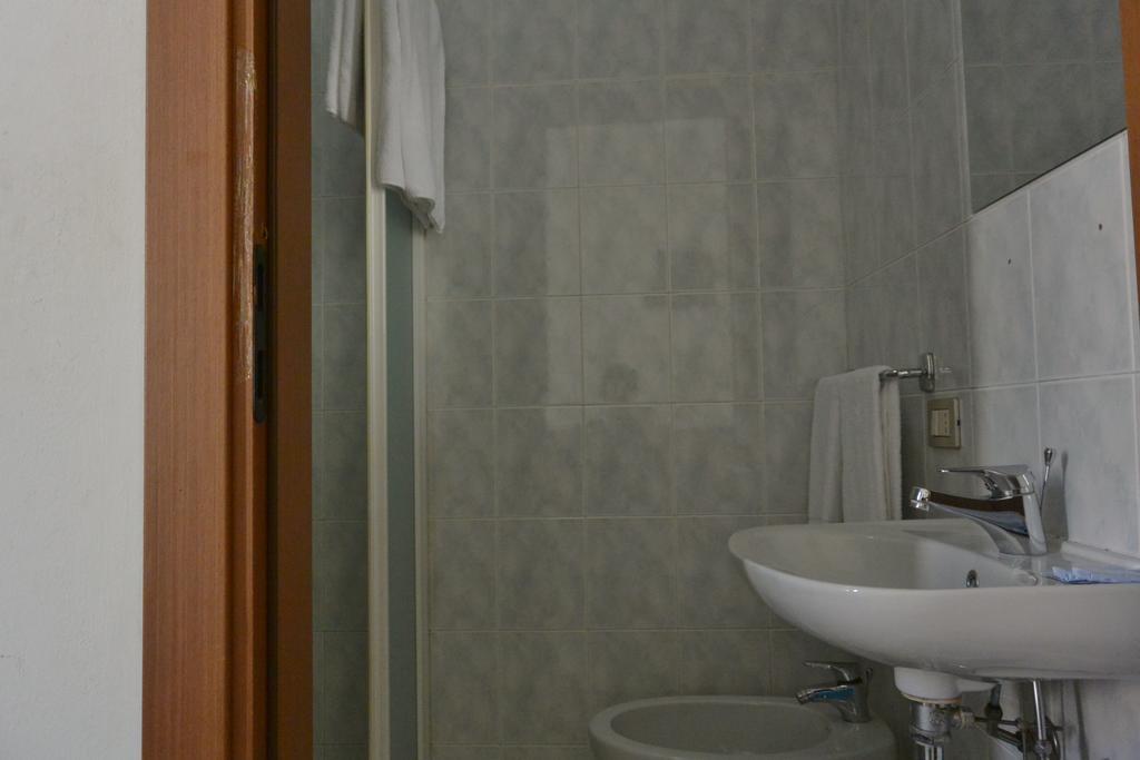 Hotel Oriente Μιλάνο Εξωτερικό φωτογραφία