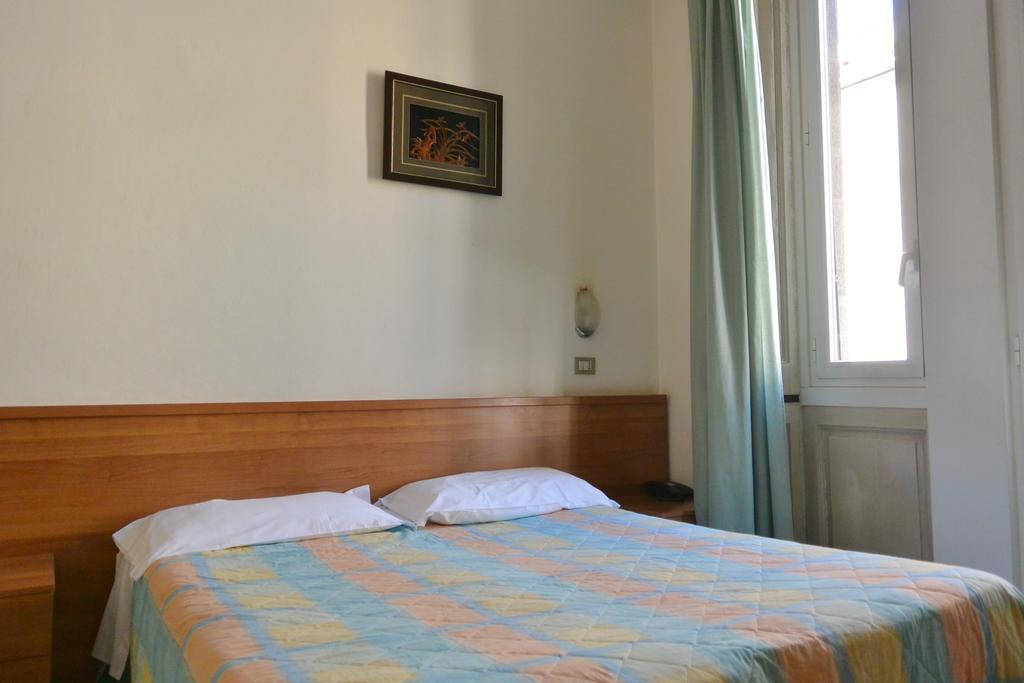 Hotel Oriente Μιλάνο Εξωτερικό φωτογραφία
