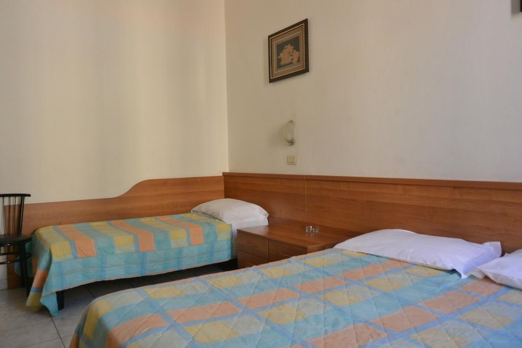 Hotel Oriente Μιλάνο Εξωτερικό φωτογραφία